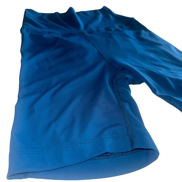 Outdoor Voices Gulf Blue Athletic Workout LightForm Bike Shorts Size Small - Picture 10 of 11